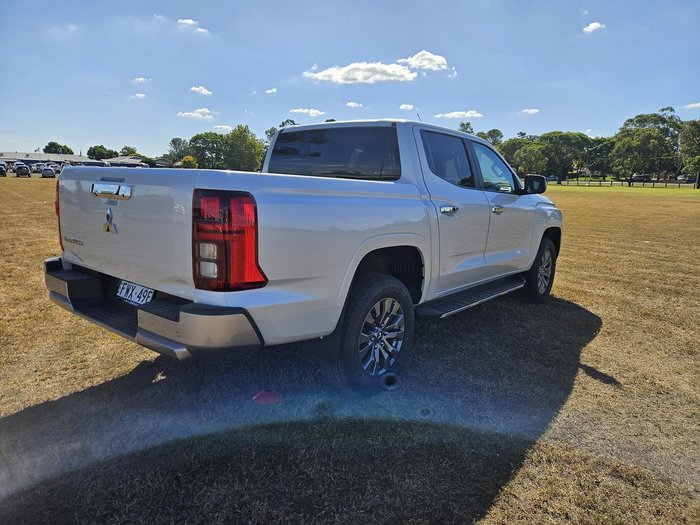2025 Mitsubishi Triton GLS