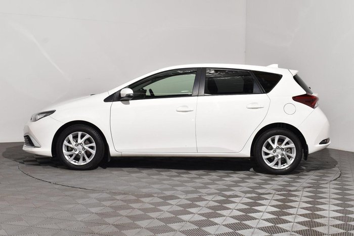 2017 Toyota Corolla Ascent Sport