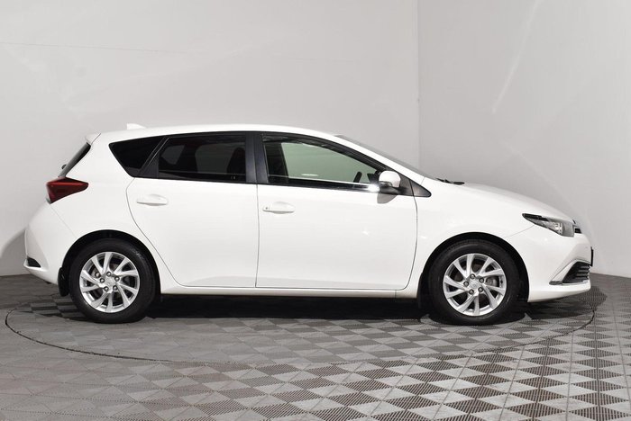 2017 Toyota Corolla Ascent Sport