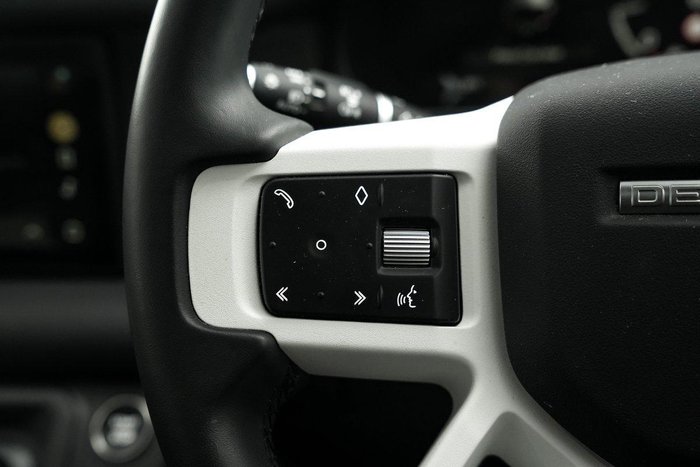 2023 Land Rover Defender 110 D300 SE