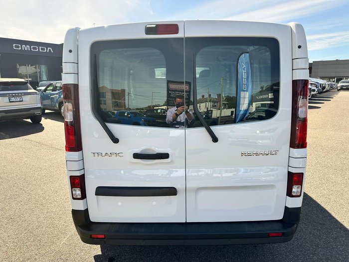 2025 Renault Trafic Premium X82 MY25 Glacier White