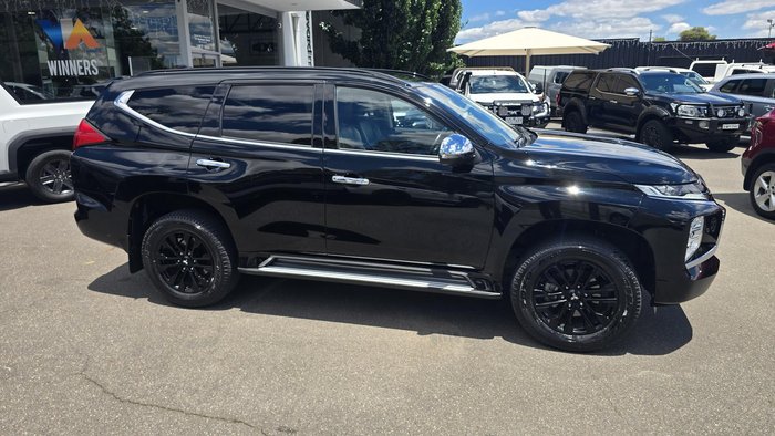 2023 Mitsubishi Pajero Sport GSR