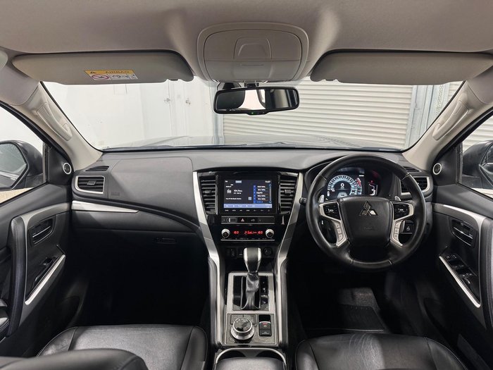 2023 Mitsubishi Pajero Sport GSR