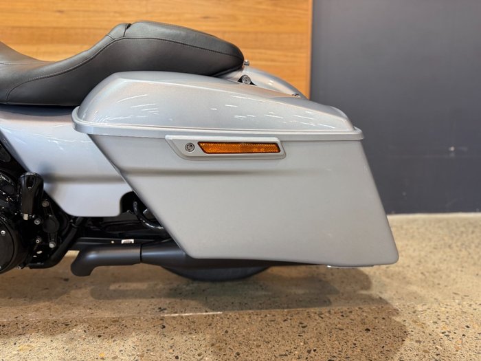 2019 Harley-davidson FLHXS STREET GLIDE SPECIAL Silver
