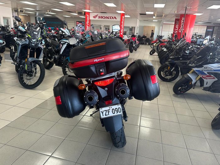 2005 Suzuki V-Strom 1000 (DL1000) V-Strom Silver