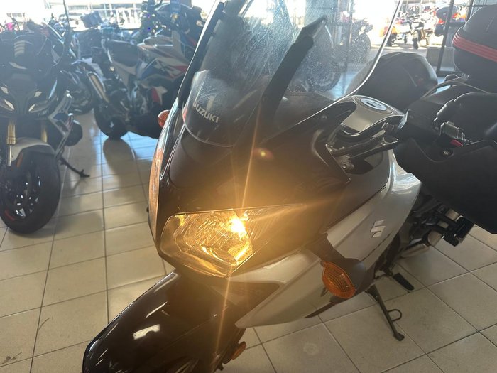 2005 Suzuki V-Strom 1000 (DL1000) V-Strom Silver