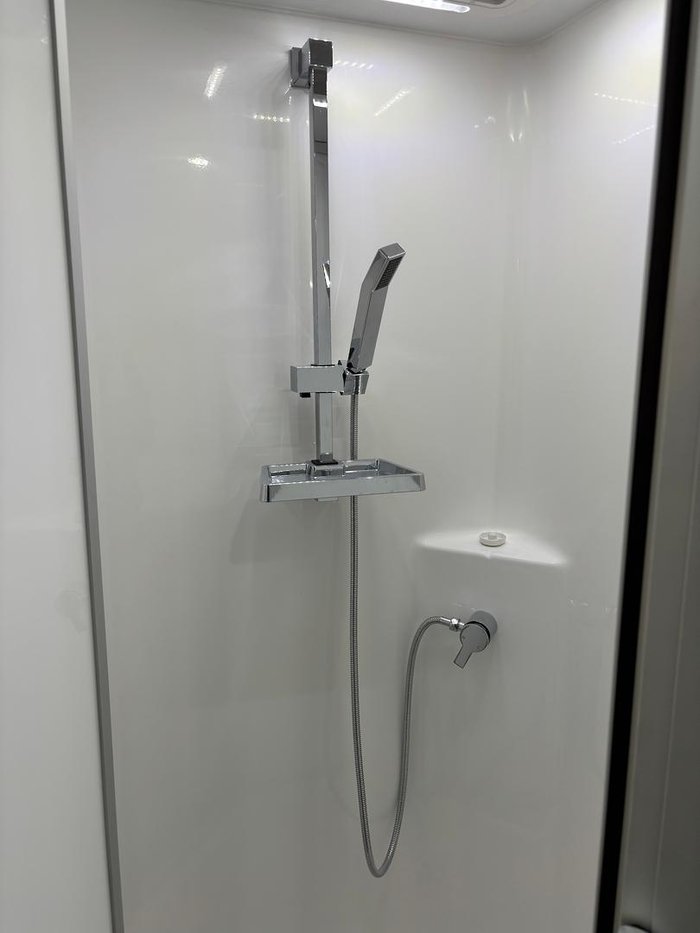 2025 Wonderland RV Amaroo 21Ft Large En-Suite Layout