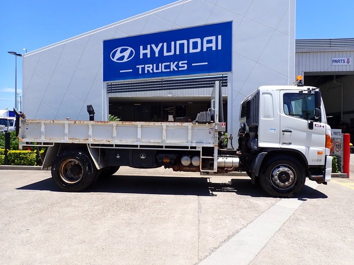 2011 HINO GH 500