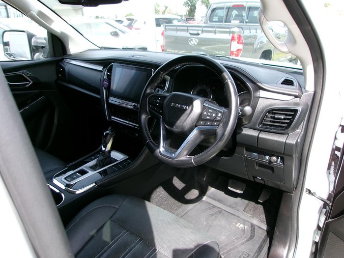 2021 Isuzu MU-X LS-T