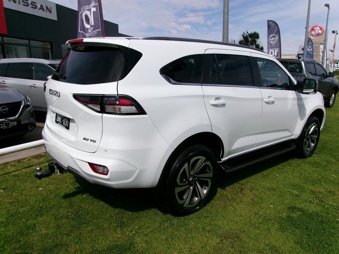 2021 Isuzu MU-X LS-T