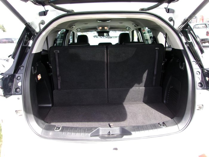 2021 Isuzu MU-X LS-T