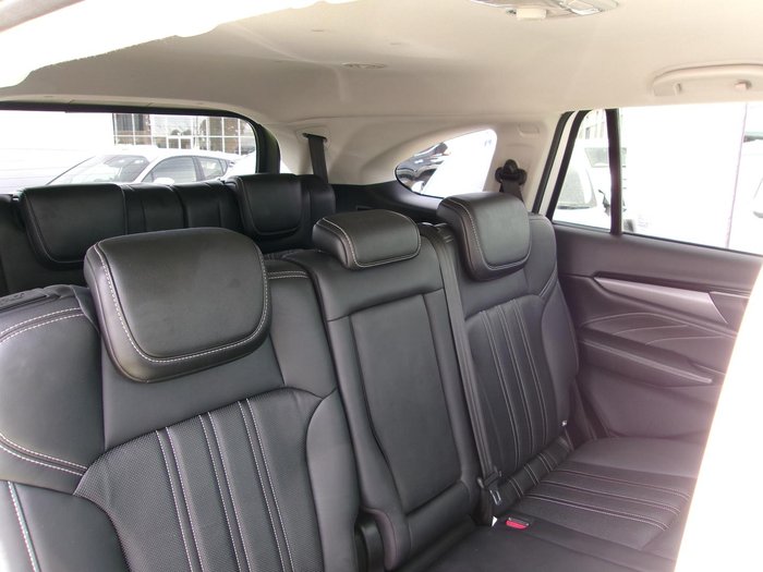 2021 Isuzu MU-X LS-T