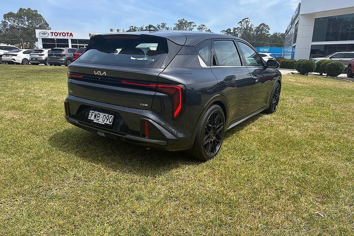 2025 Kia K4 GT-Line