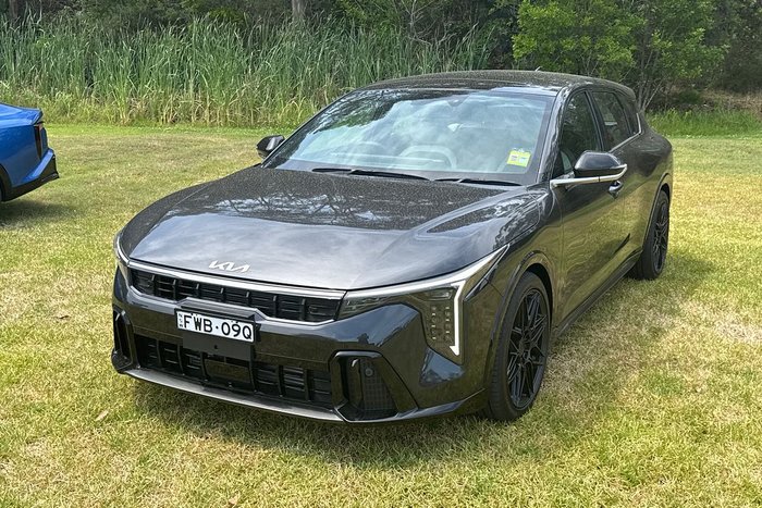 2025 Kia K4 GT-Line
