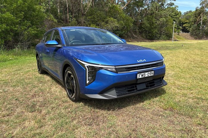 2025 Kia K4 Sport CL4m MY26 Wave Blue (WVB)
