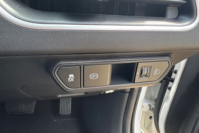 2025 Kia K4 S