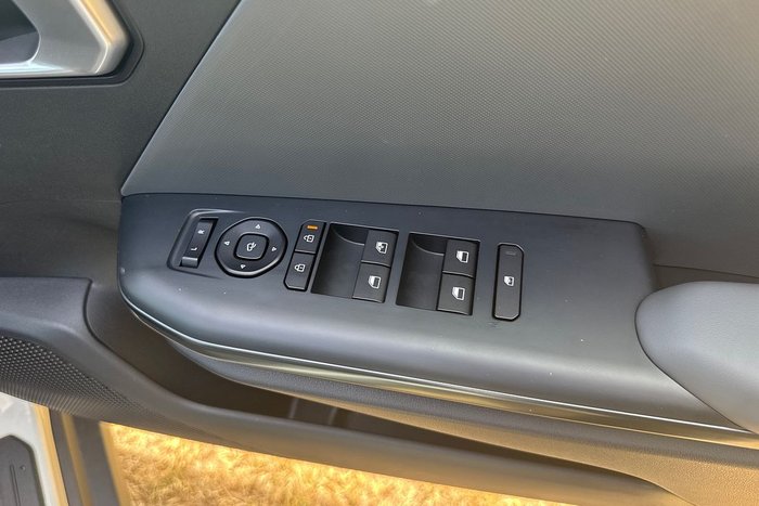 2025 Kia K4 S