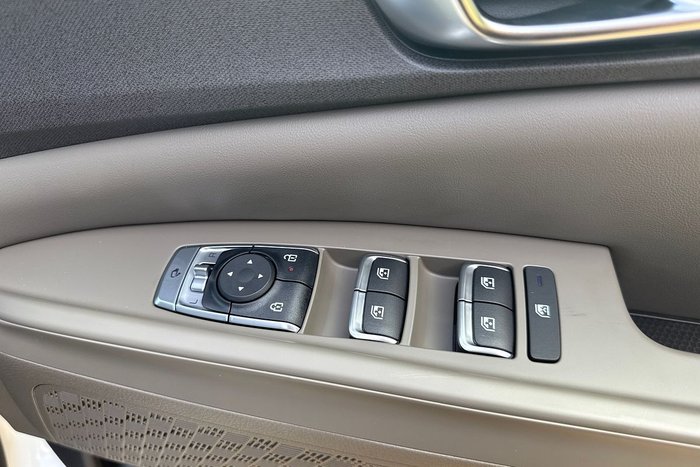 2025 Kia Carnival Sport+ HEV