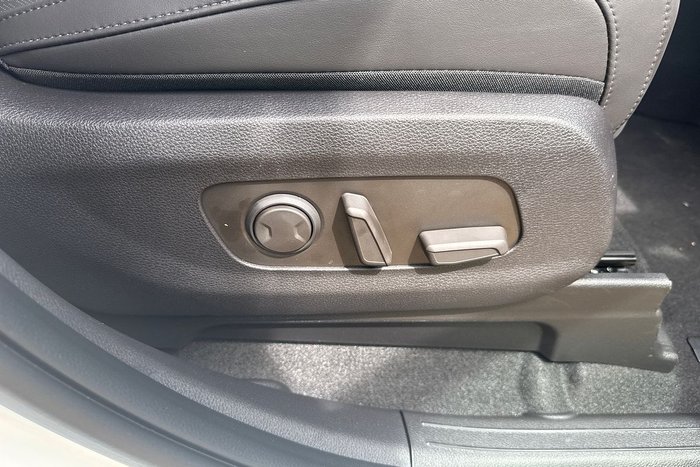 2025 Kia Carnival Sport+ HEV