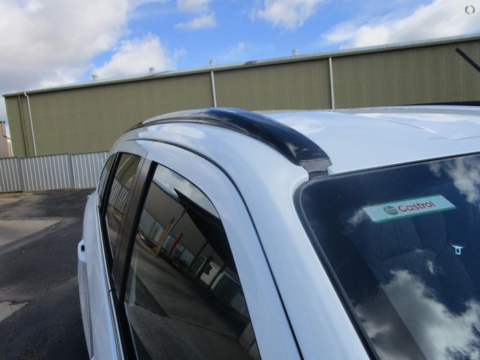 2025 Isuzu MU-X LS-T