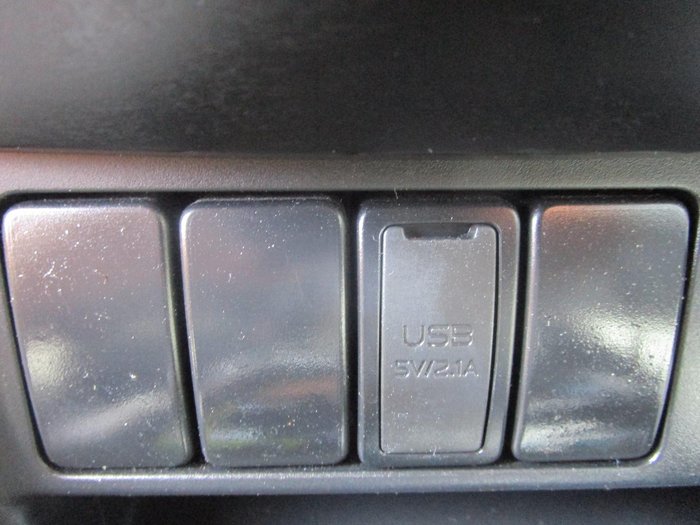 2019 Isuzu MU-X LS-M