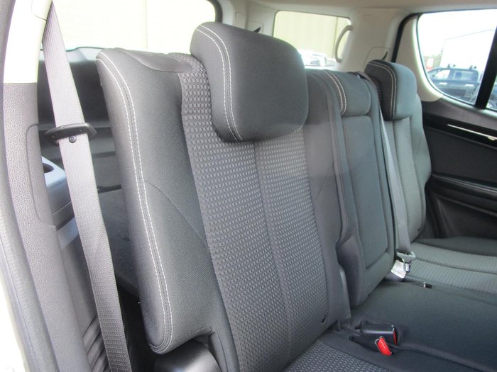 2019 Isuzu MU-X LS-M