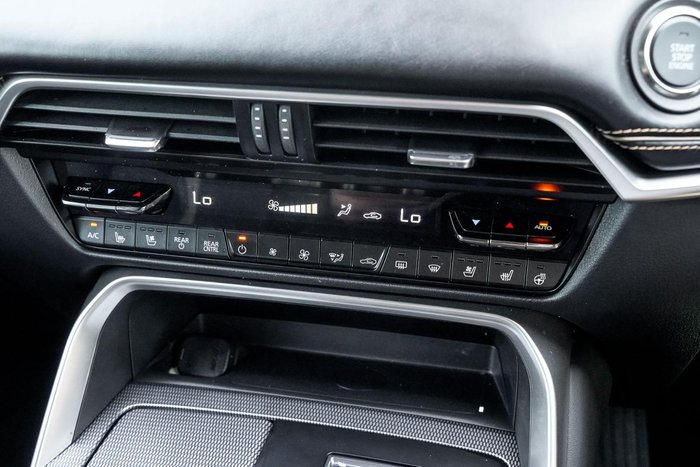 2025 Mazda CX-80 D50e Azami