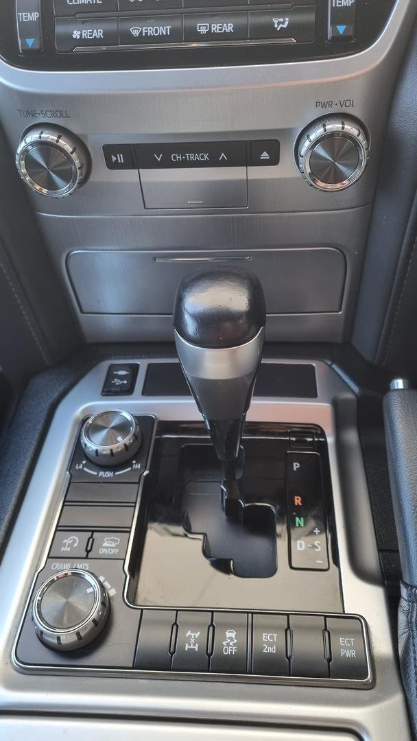 2016 Toyota Landcruiser VX