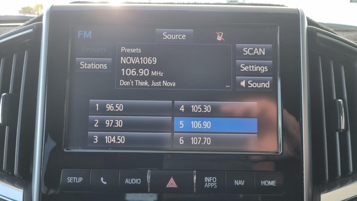 2016 Toyota Landcruiser VX