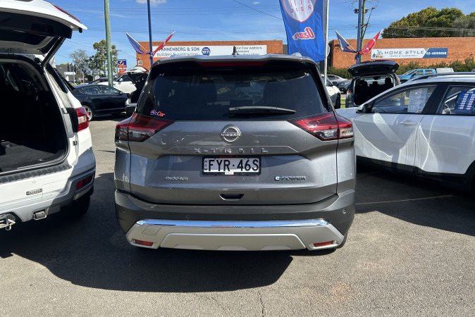 2023 NISSAN X-TRAIL