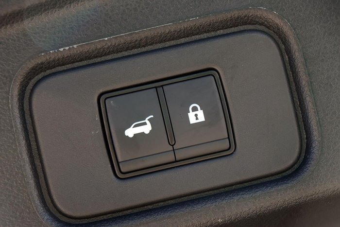 2025 Nissan Pathfinder Ti-L