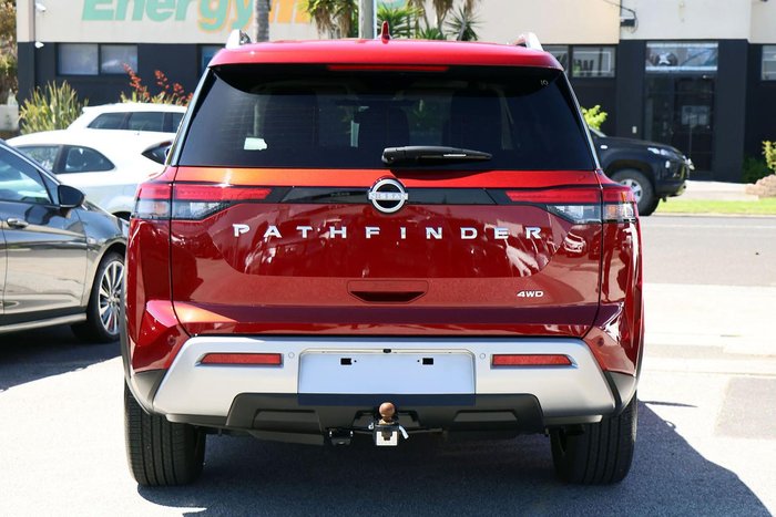 2025 Nissan Pathfinder Ti-L