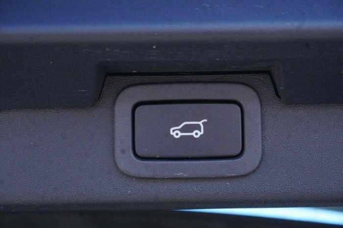 2017 Land Rover Discovery TD6 SE