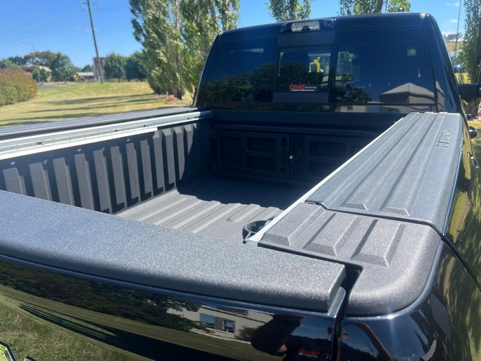 2024 RAM 2500 Laramie Rambox