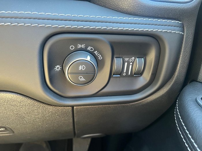 2024 RAM 2500 Laramie Rambox