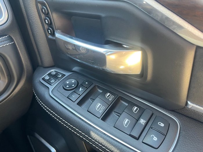 2024 RAM 2500 Laramie Rambox