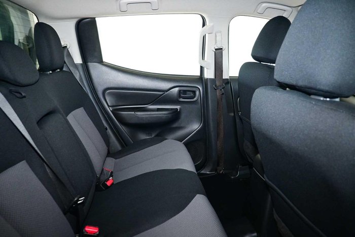 2021 Mitsubishi Triton GLX