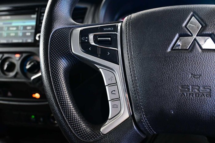 2021 Mitsubishi Triton GLX