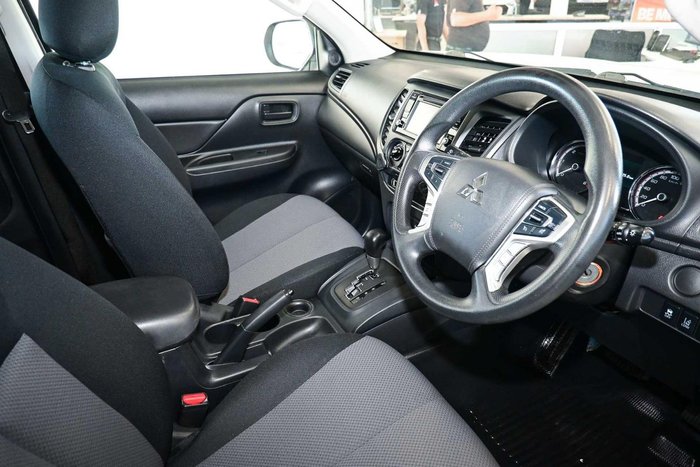 2021 Mitsubishi Triton GLX