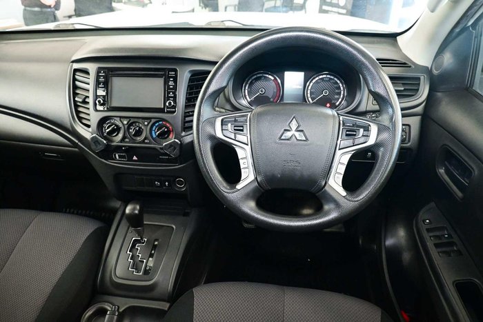 2021 Mitsubishi Triton GLX