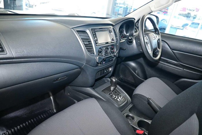 2021 Mitsubishi Triton GLX