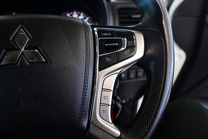 2021 Mitsubishi Triton GLX