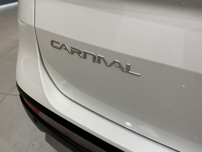 2022 Kia Carnival S