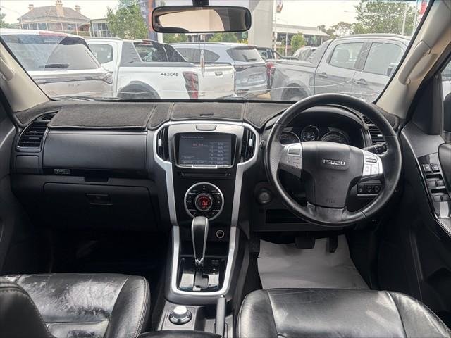 2017 Isuzu MU-X LS-T