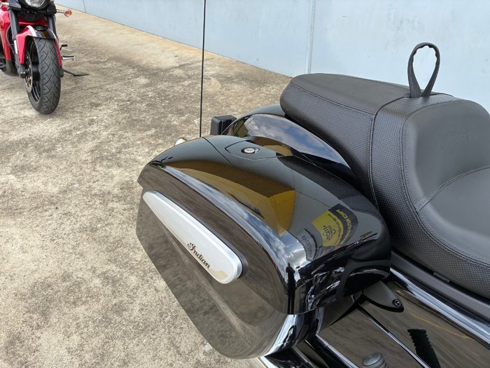 2025 Indian 2025 Indian 1900CC Chieftain PowerPlus Limited 11 BLACK METALLIC