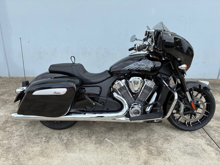 2025 Indian 2025 Indian 1900CC Chieftain PowerPlus Limited 11 BLACK METALLIC