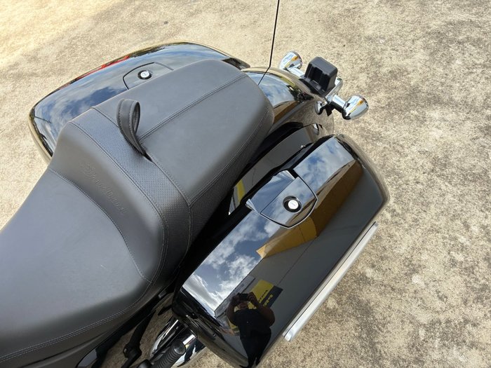 2025 Indian 2025 Indian 1900CC Chieftain PowerPlus Limited 11 BLACK METALLIC