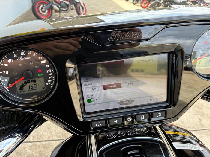 2025 Indian 2025 Indian 1900CC Chieftain PowerPlus Limited 11 BLACK METALLIC