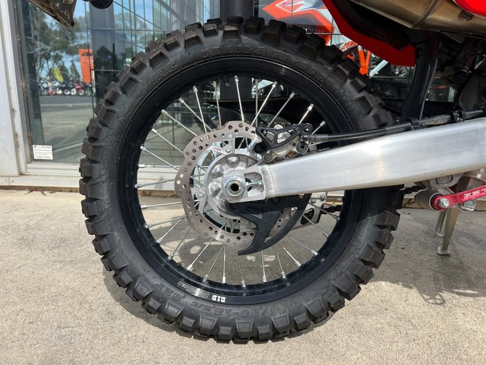 2025 Honda CRF450RL RED