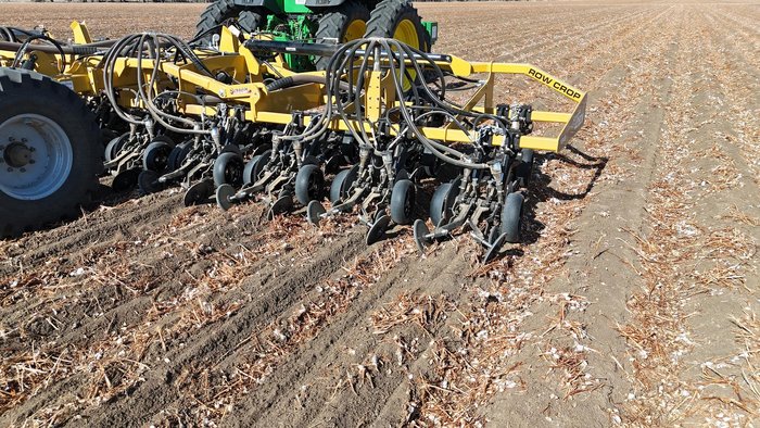 0 SERAFIN ULTISOW STPL ROW CROP SINGLE DISC SEEDER YELLOW